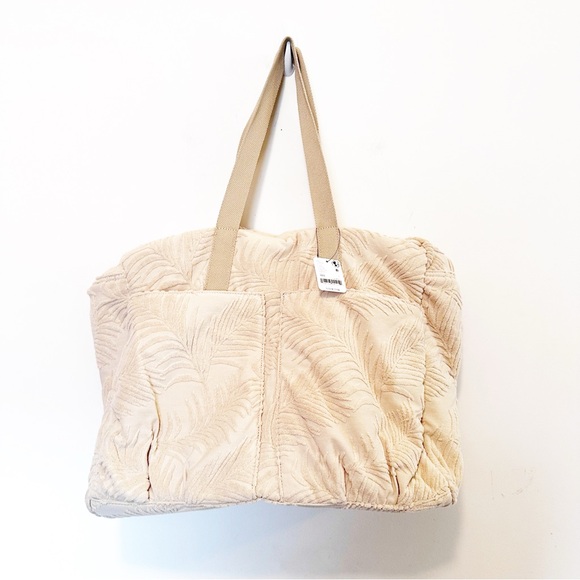 Free People Tibby Terry Weekender Bag - Picture 7 of 10